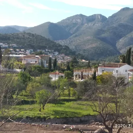 Carrebaix Cavall 아파트 *
